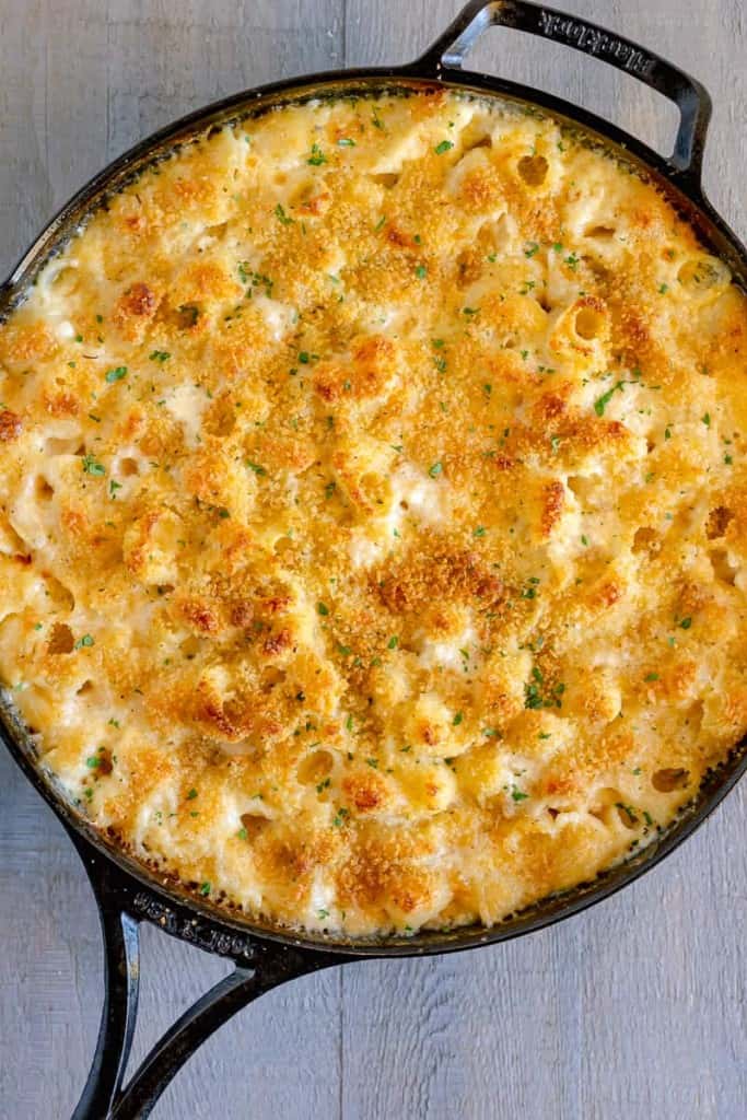 overhead shot of mac and cheese with toasted breadcrumbs on top